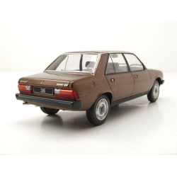 Whitebox 1 24 Peugeot 305 marron 1977