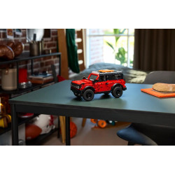 Lego Technic Ford Bronco 42213