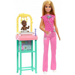 Barbie pédiatre