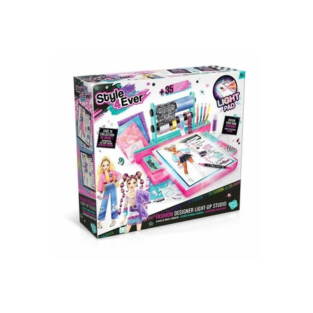 Style 4 Ever Fashion Designer Light Up Studio
