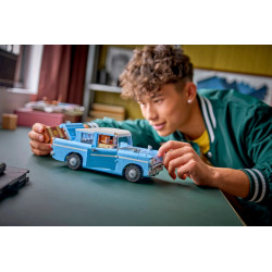 Lego Harry Potter la Ford Anglia ensorcelée 76470