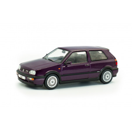 Solido 1.43 Vw Golf MkIII Vr6 violet