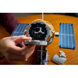 Lego 11382 Le télescope spatial Hubble V29