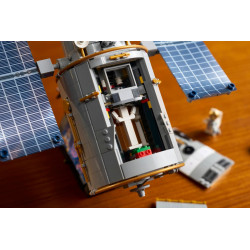 Lego 11382 Le télescope spatial Hubble V29