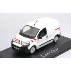 Norev 1 43 Peugeot Bipper 2009  blanc stripping