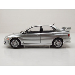 WB 1 24 Mistubishi Lancer Evo 7 2001 argent