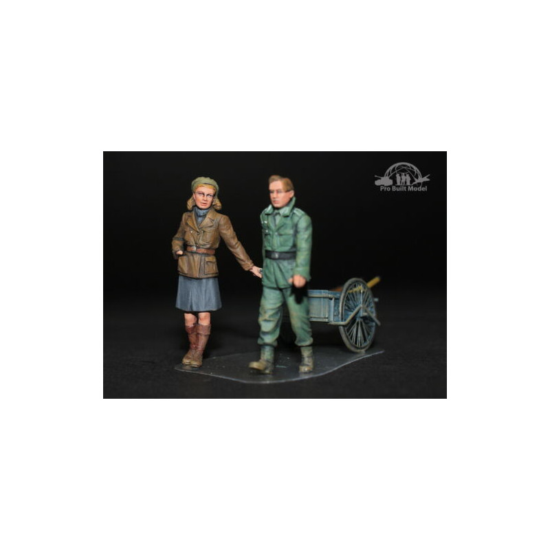 MB 1 35 Volkssturm Ammunition to the Frontline