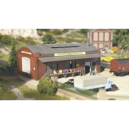 Hangar marchandise piko 1 87 gamme hobby