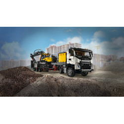 Lego Technic Camion Volvo Fmx Truck et Ec 230 excavatrice